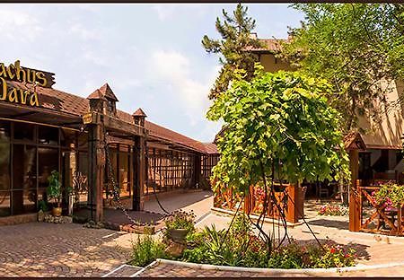 Hotel Bachus Chisinau Exterior foto